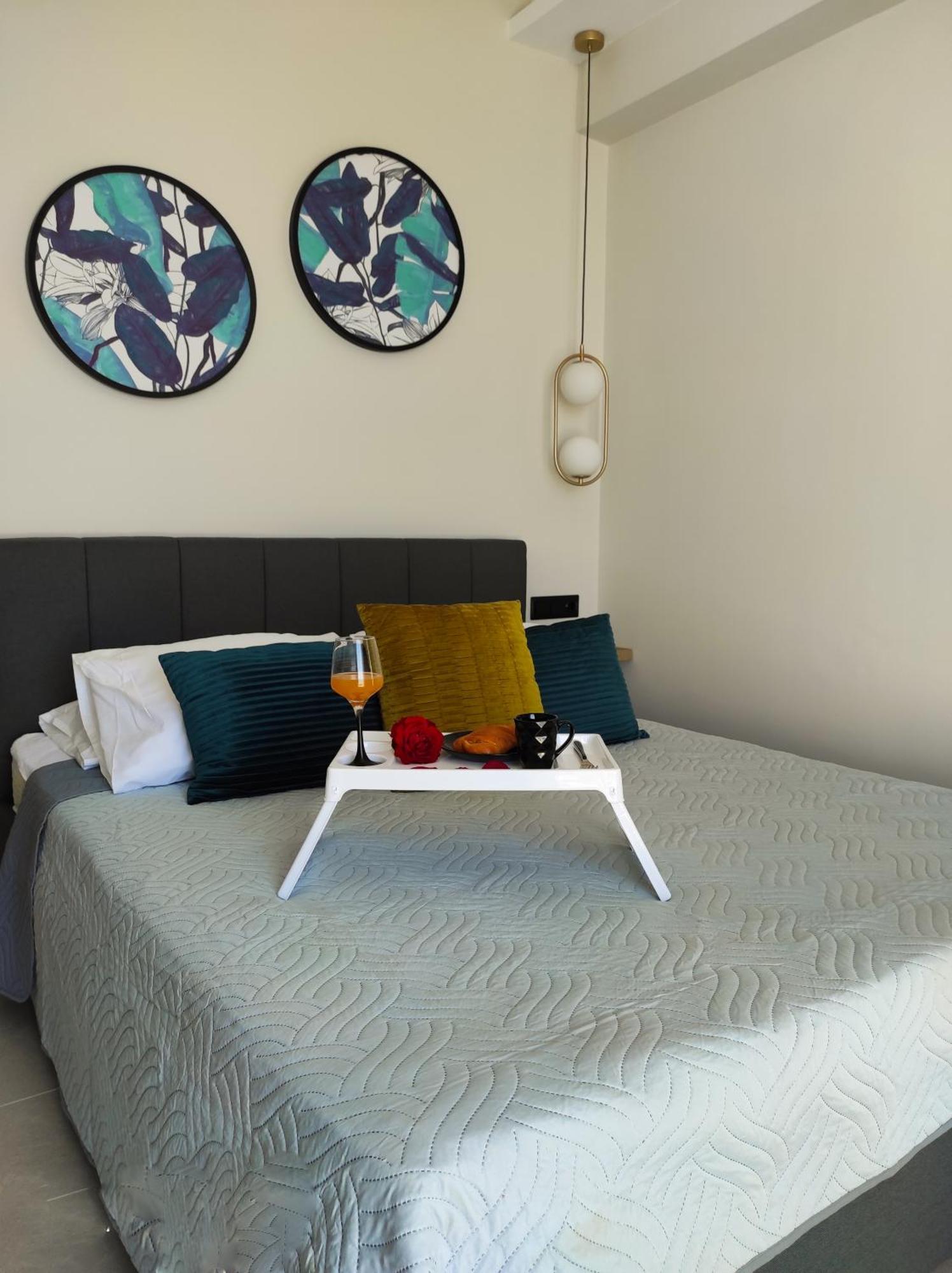 Poseidonas Luxury Apartment Платанес Екстериор снимка